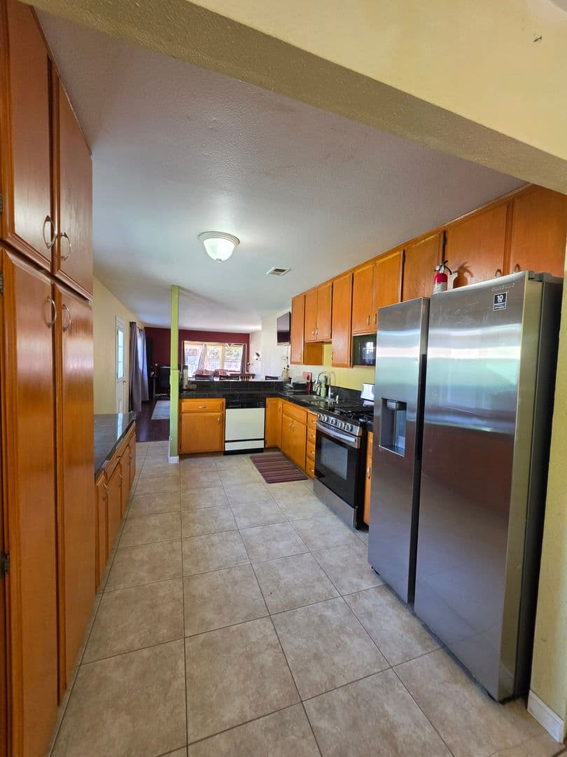 Spring Valley House: 2059 Terraspiro Ave