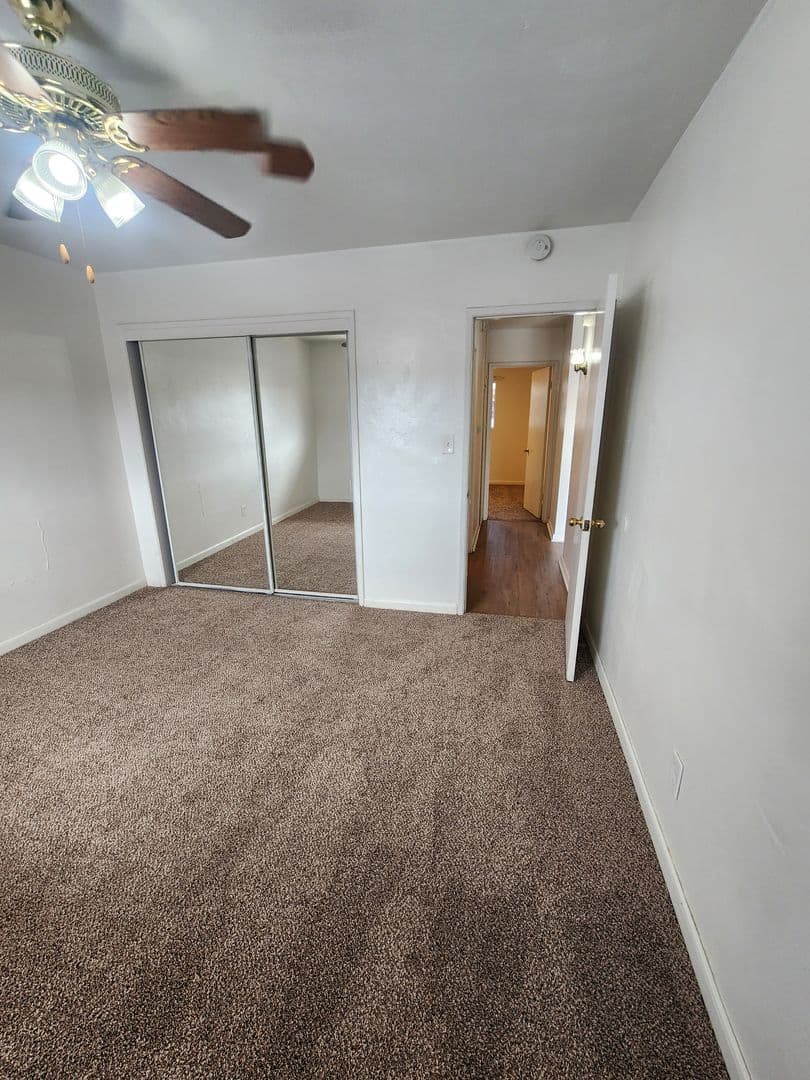 La Mesa Apartment: 4434-4442 Rosebud Lane A-D