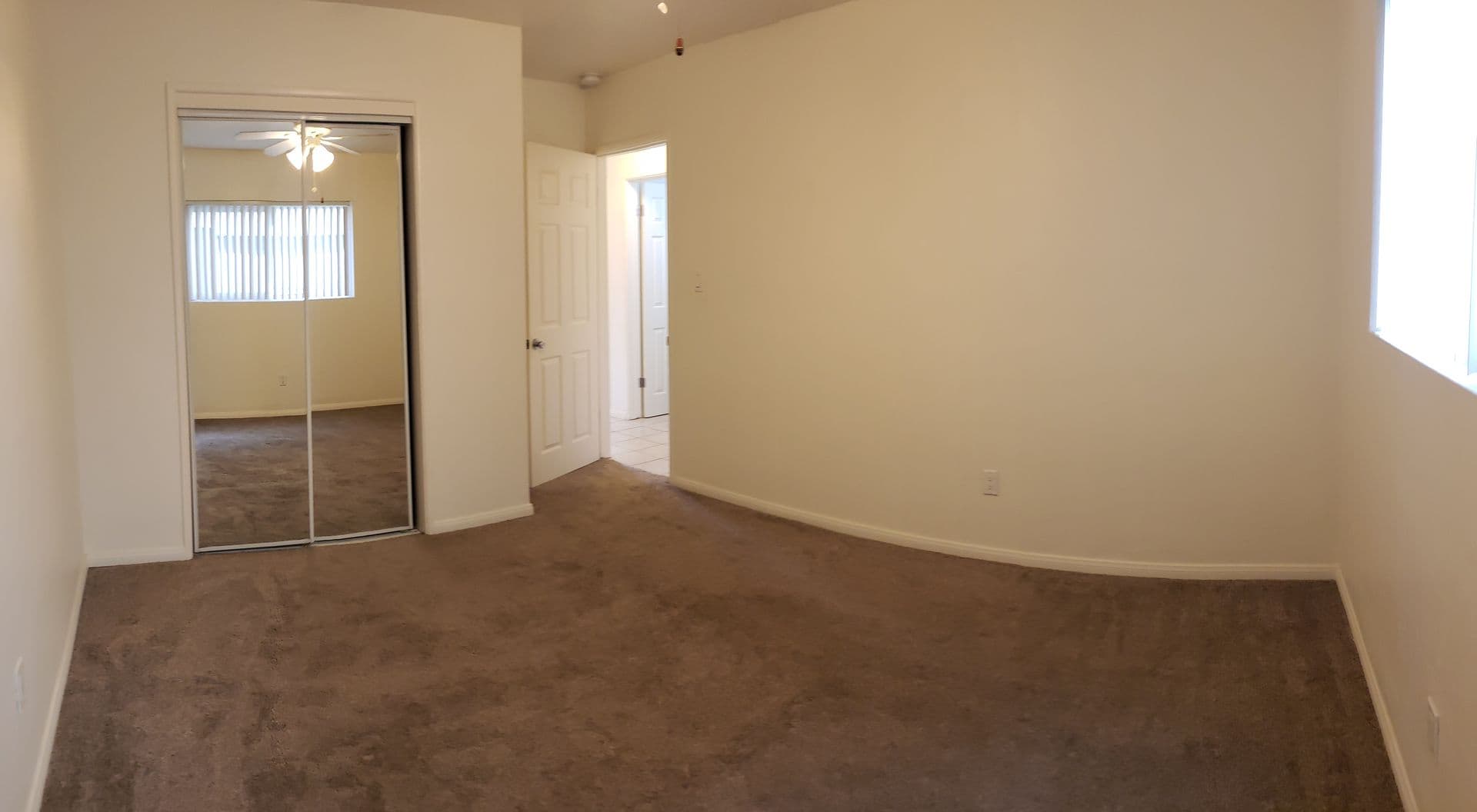 La Mesa Apartment: 4290-94 Schoolridge Ln
