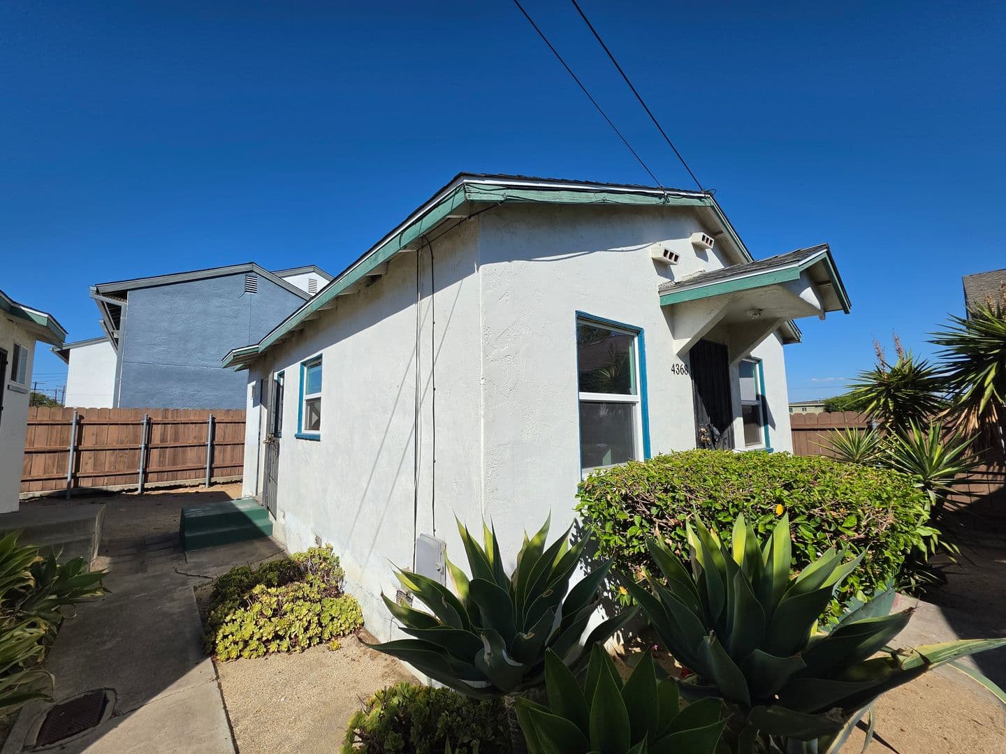 San Diego Apartment: 4366-4378 Maple Street