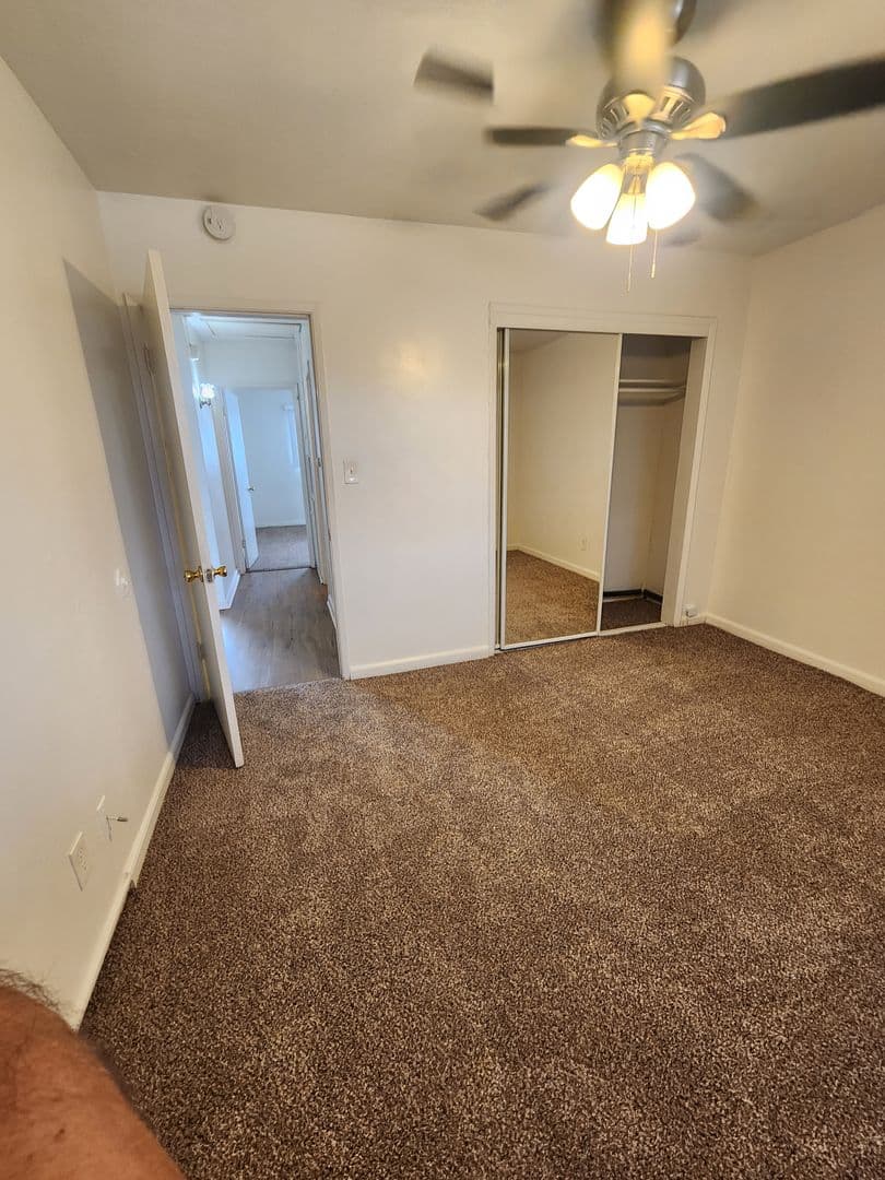 La Mesa Apartment: 4434-4442 Rosebud Lane A-D