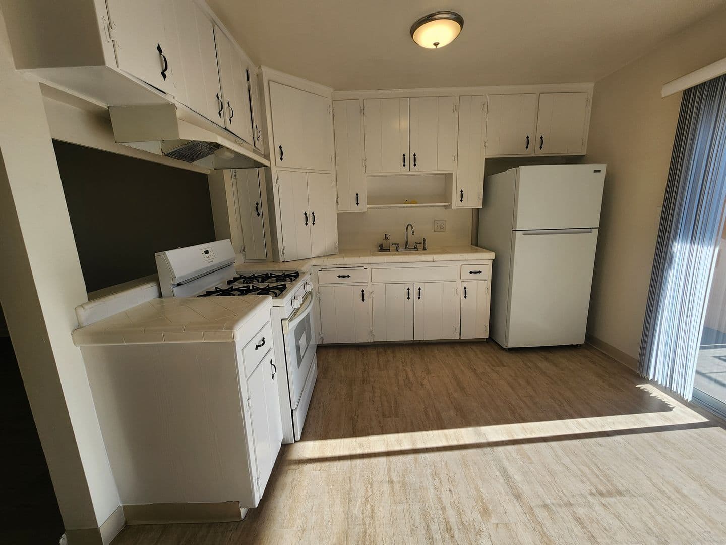 La Mesa Apartment: 4434-4442 Rosebud Lane A-D