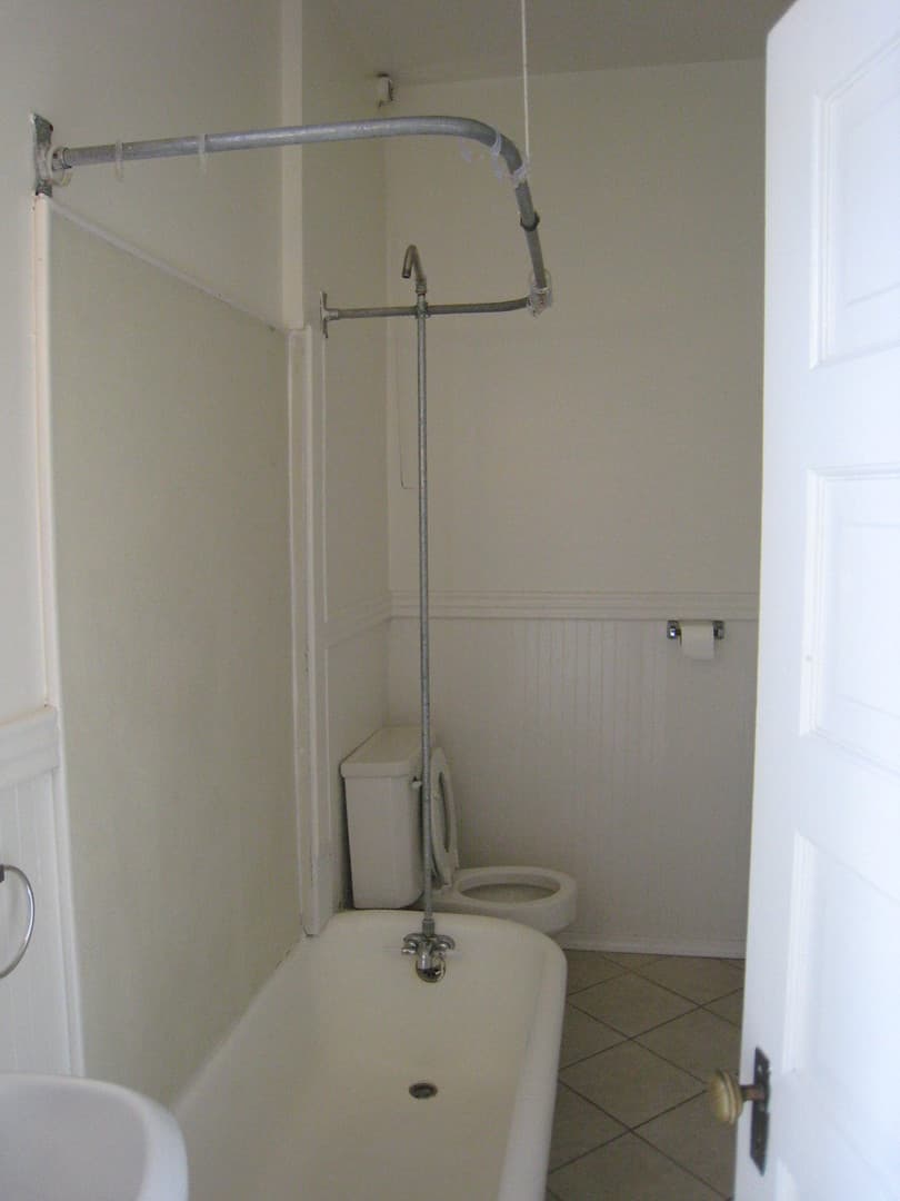 San Diego Apartment: 2542-2552 A Street