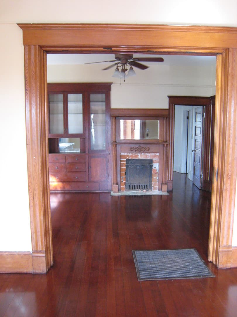San Diego Apartment: 2542-2552 A Street