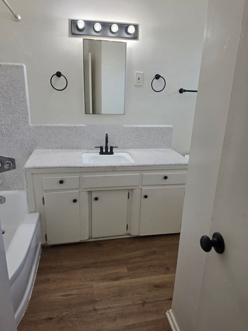 San Diego Apartment: 3522 College Ave