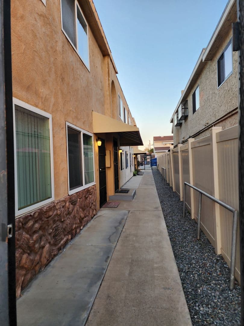 San Diego Apartment: 4881 70th Street