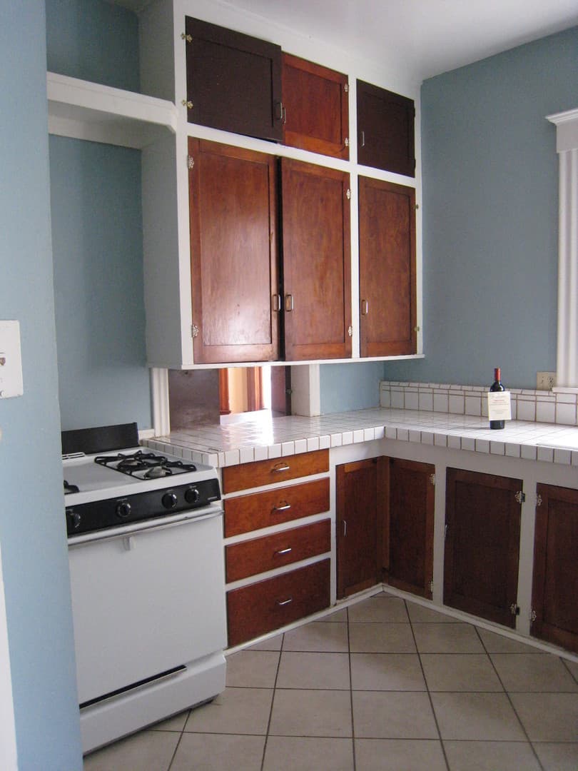 San Diego Apartment: 2542-2552 A Street
