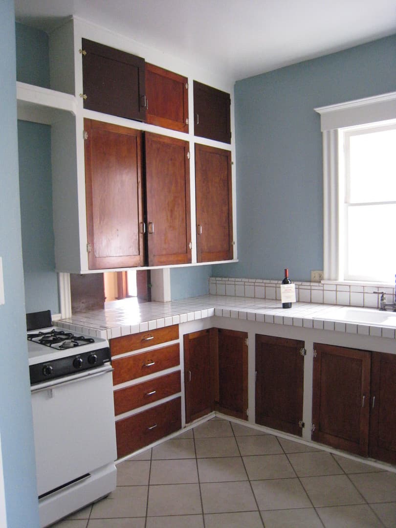 San Diego Apartment: 2542-2552 A Street
