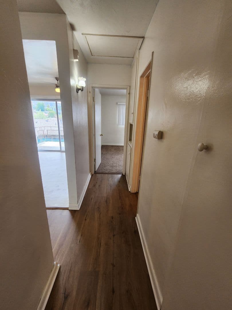 La Mesa Apartment: 4434-4442 Rosebud Lane A-D