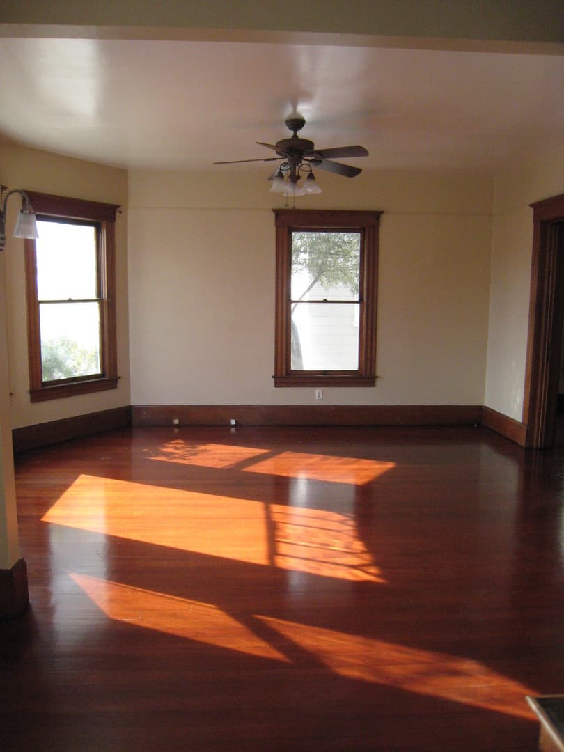 San Diego Apartment: 2542-2552 A Street