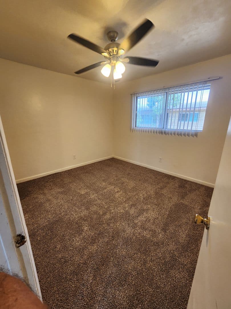 La Mesa Apartment: 4434-4442 Rosebud Lane A-D