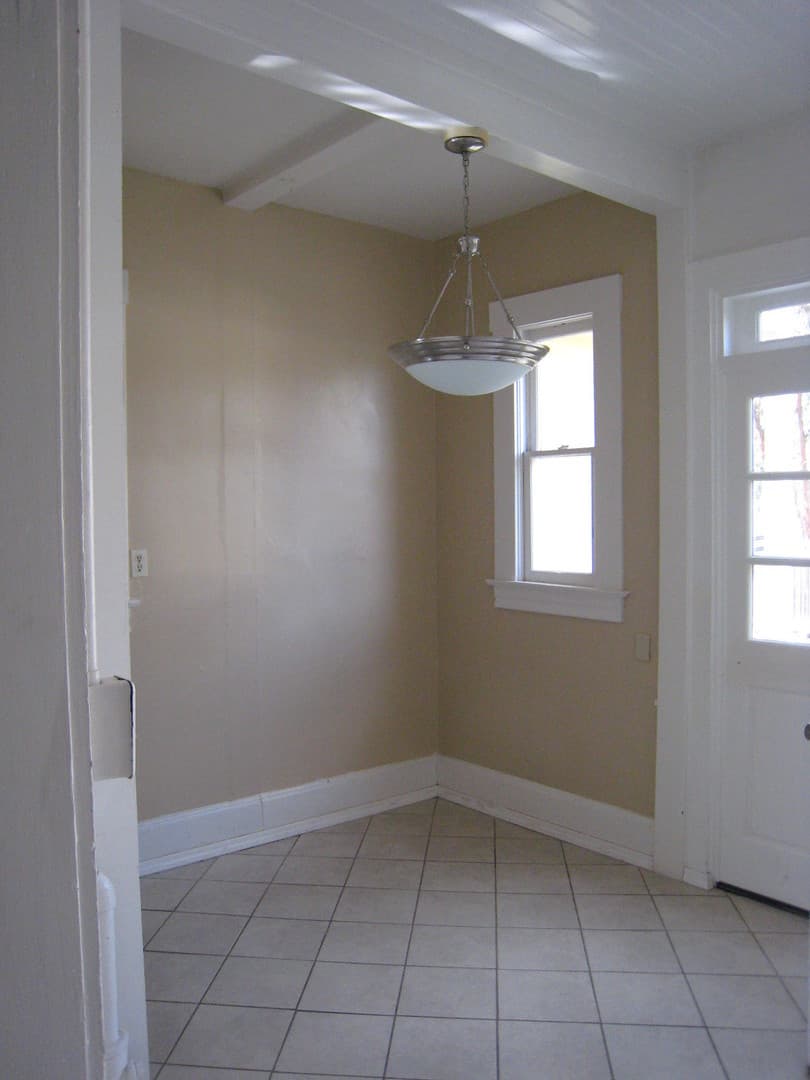 San Diego Apartment: 2542-2552 A Street
