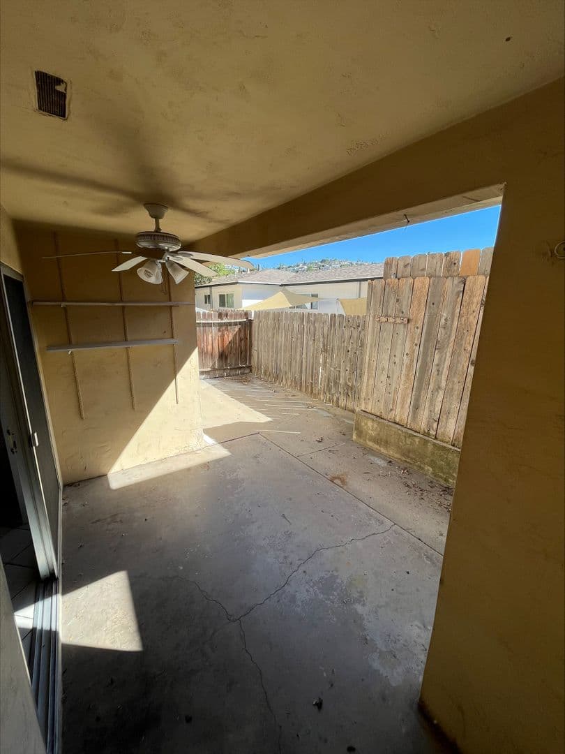 La Mesa Apartment: 4434-4442 Rosebud Lane A-D