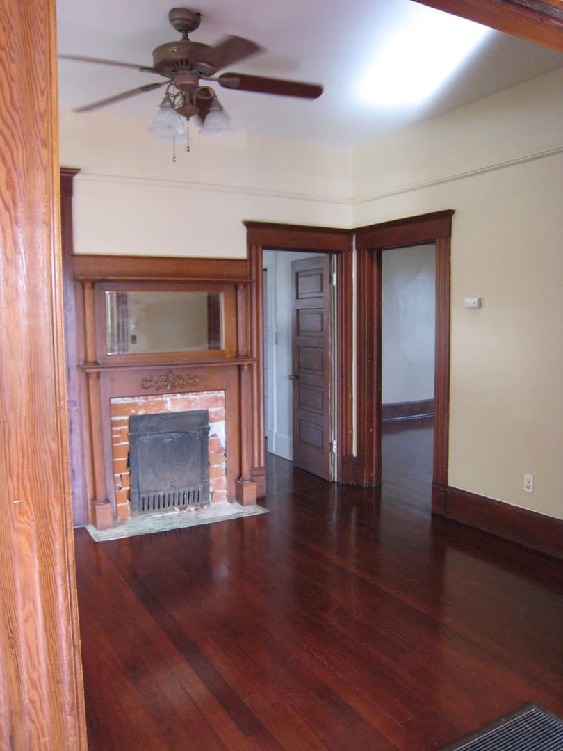 San Diego Apartment: 2542-2552 A Street