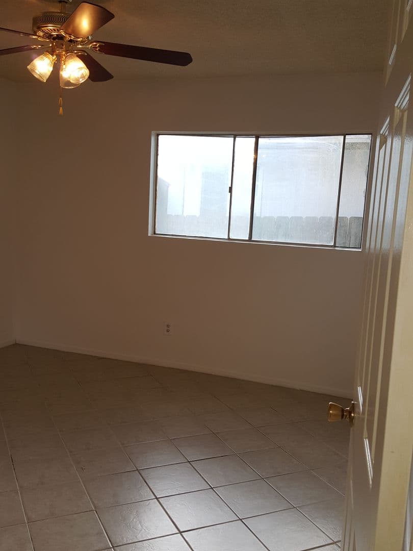 La Mesa Apartment: 4434-4442 Rosebud Lane A-D