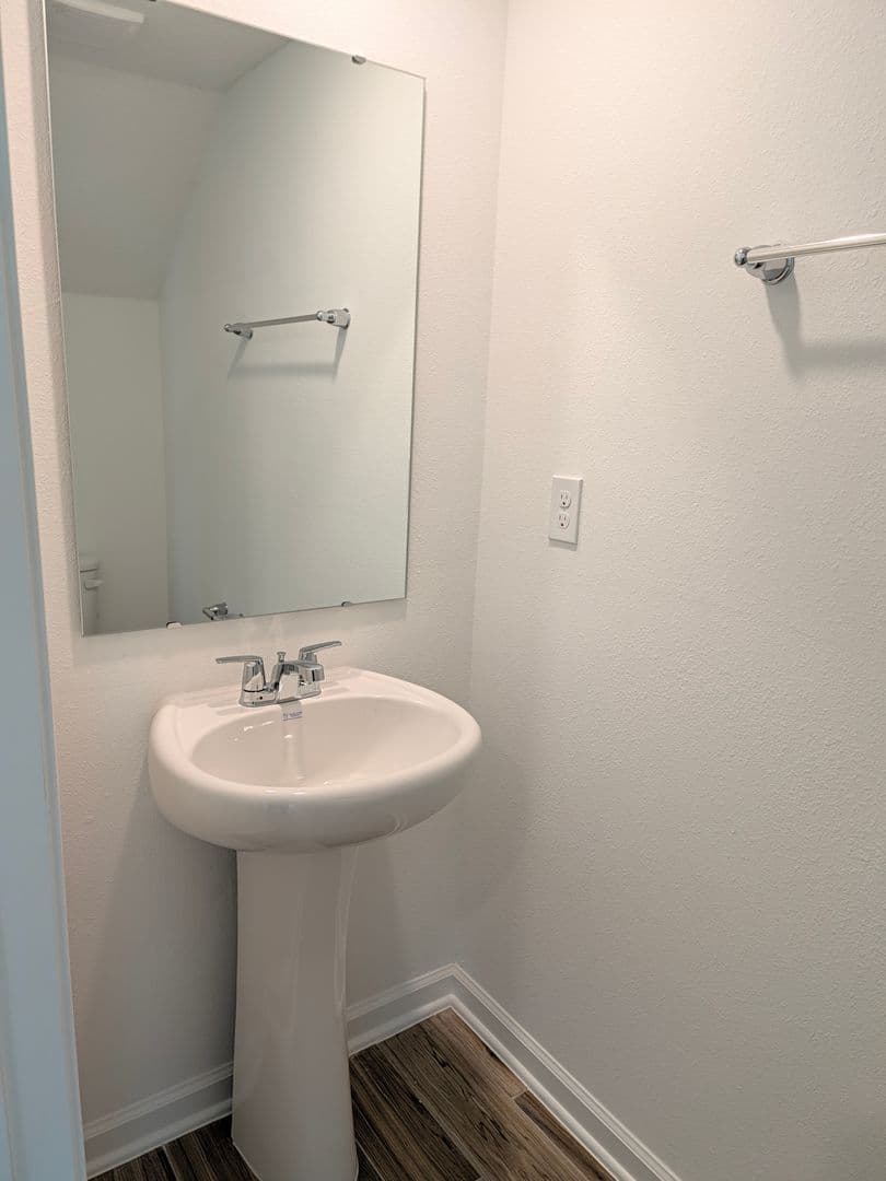 Jacksonville Townhome: 3202 Schoolmarm St