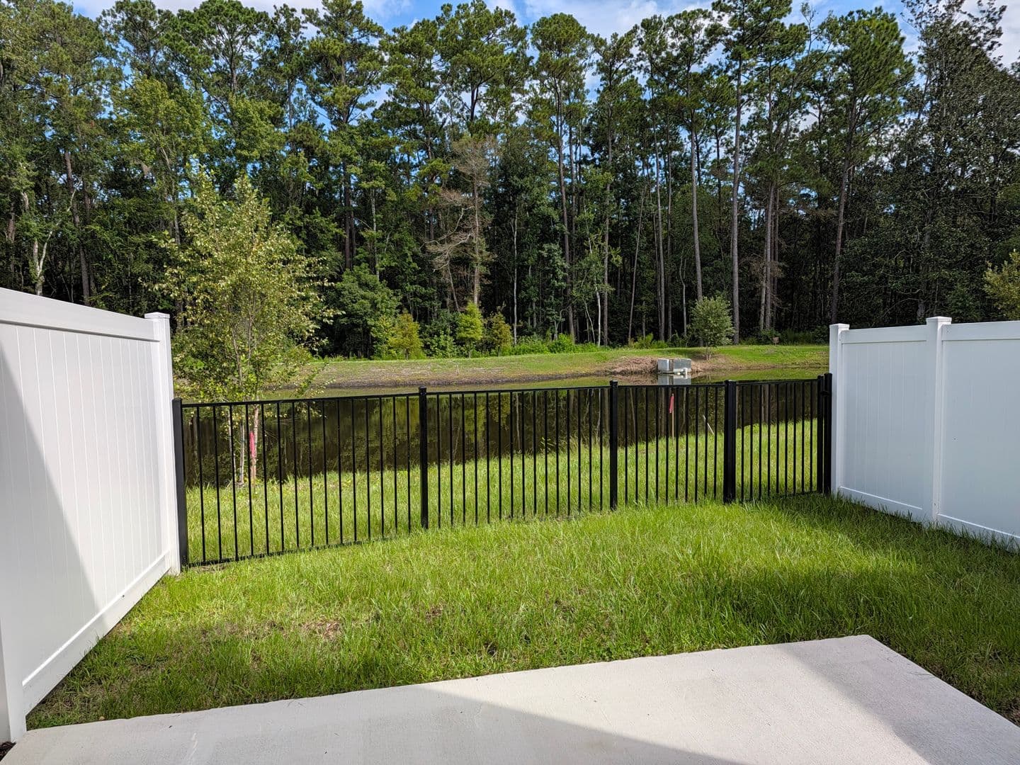 Jacksonville Townhome: 3202 Schoolmarm St