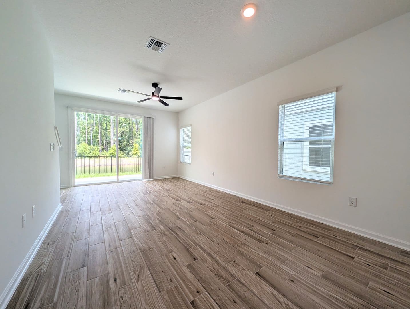 Jacksonville Townhome: 3210 Schoolmarm St