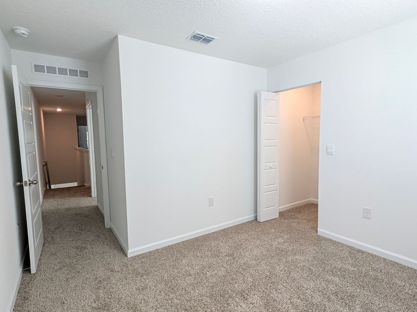 Jacksonville Townhome: 3227 Schoolmarm St