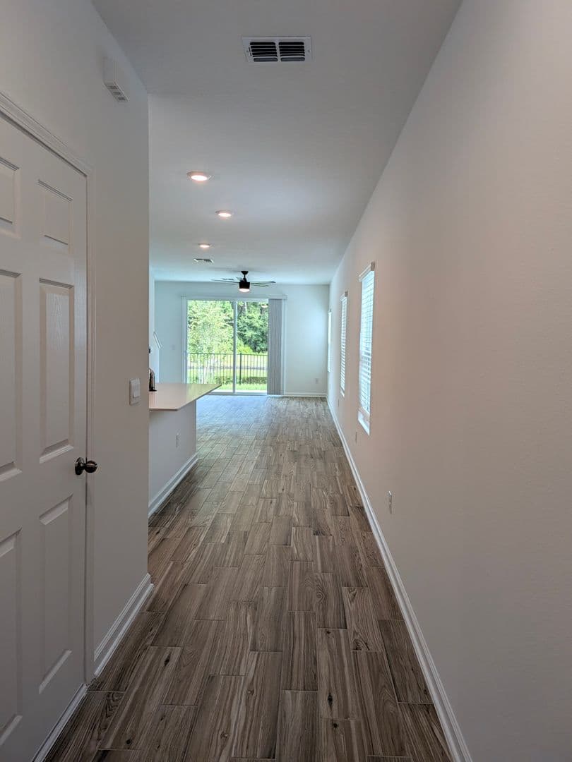 Jacksonville Townhome: 3202 Schoolmarm St