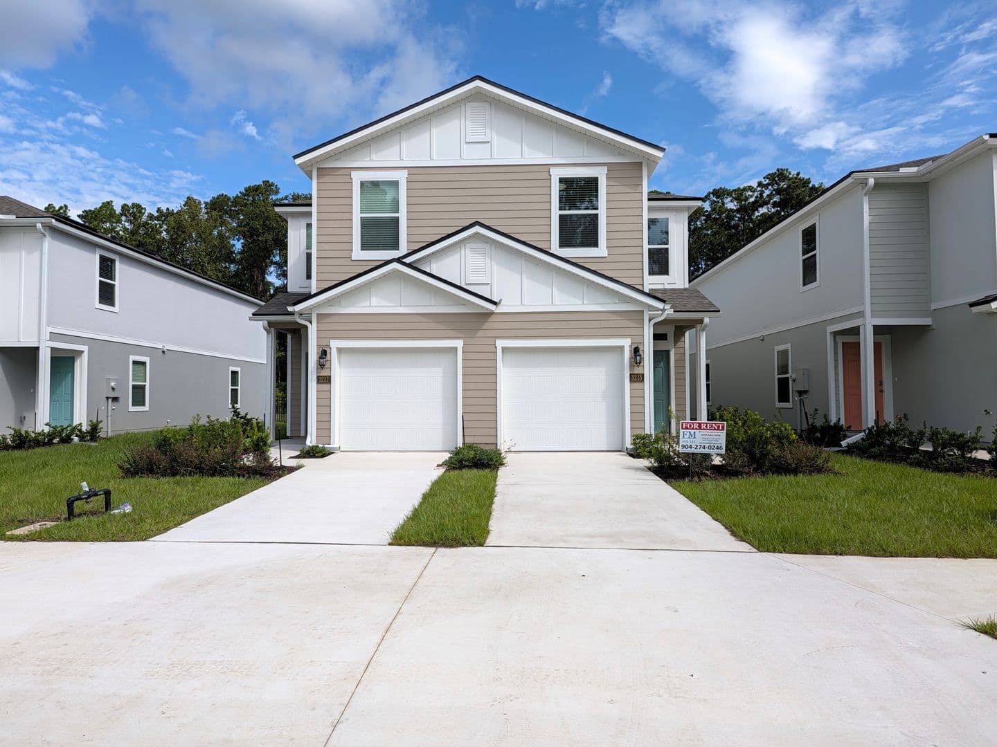 Jacksonville Townhome: 3210 Schoolmarm St