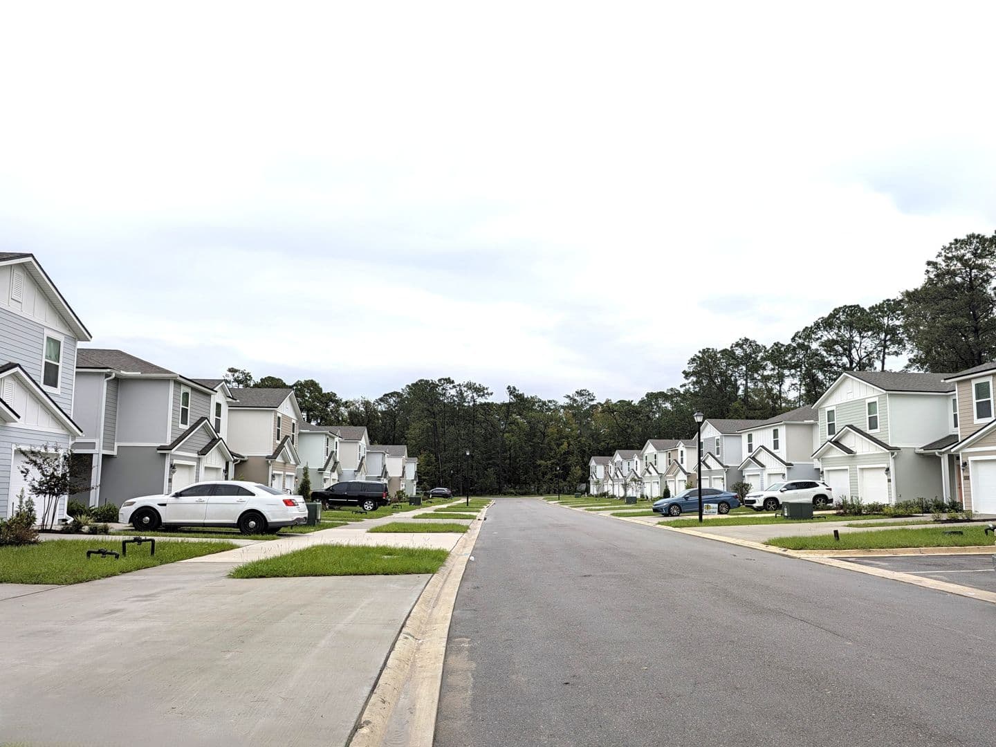 Jacksonville Townhome: 3210 Schoolmarm St