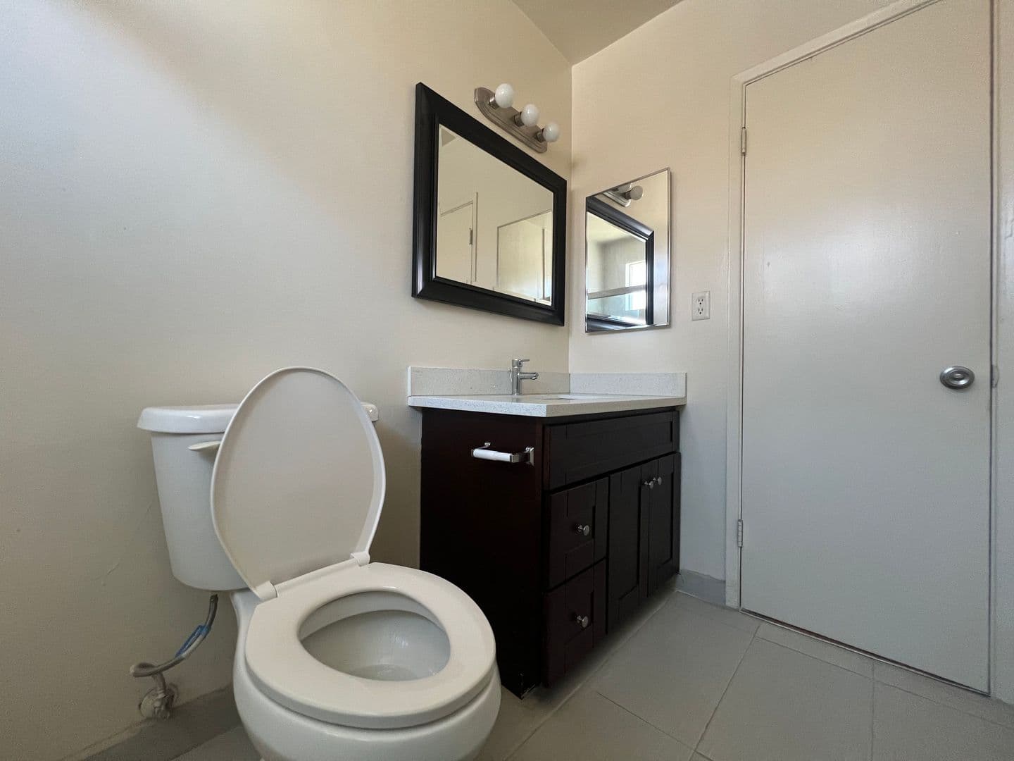 ALHAMBRA Apartment: 431 S. CHAPEL AVE