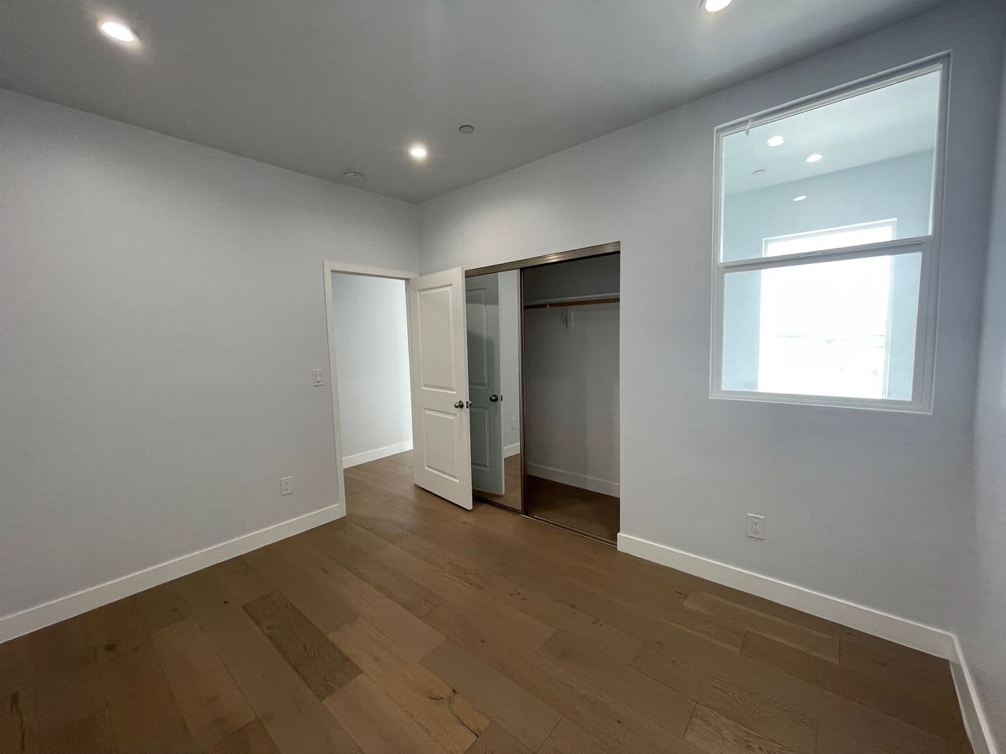 LOS ANGELES Apartment: 5468 CARLIN ST / 2650-2652 HAUSER BLVD