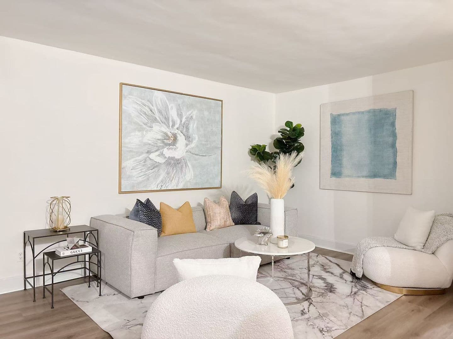 LOS ANGELES Apartment: 1250 W. 37TH ST