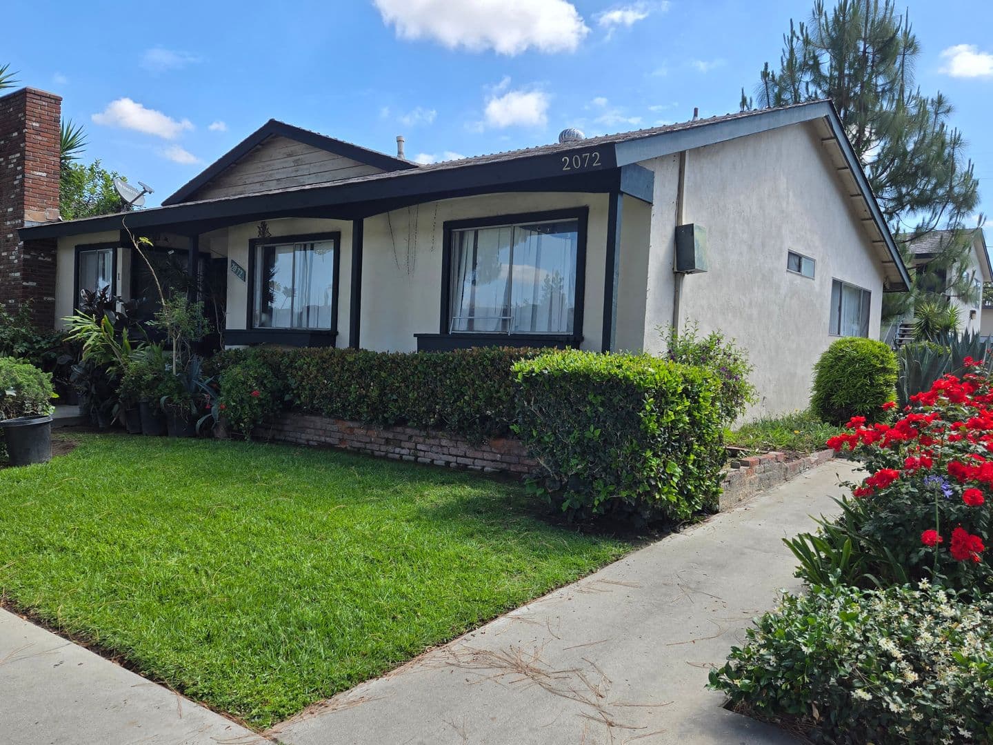 ANAHEIM Apartment: 2072 S. NAUTICAL ST.