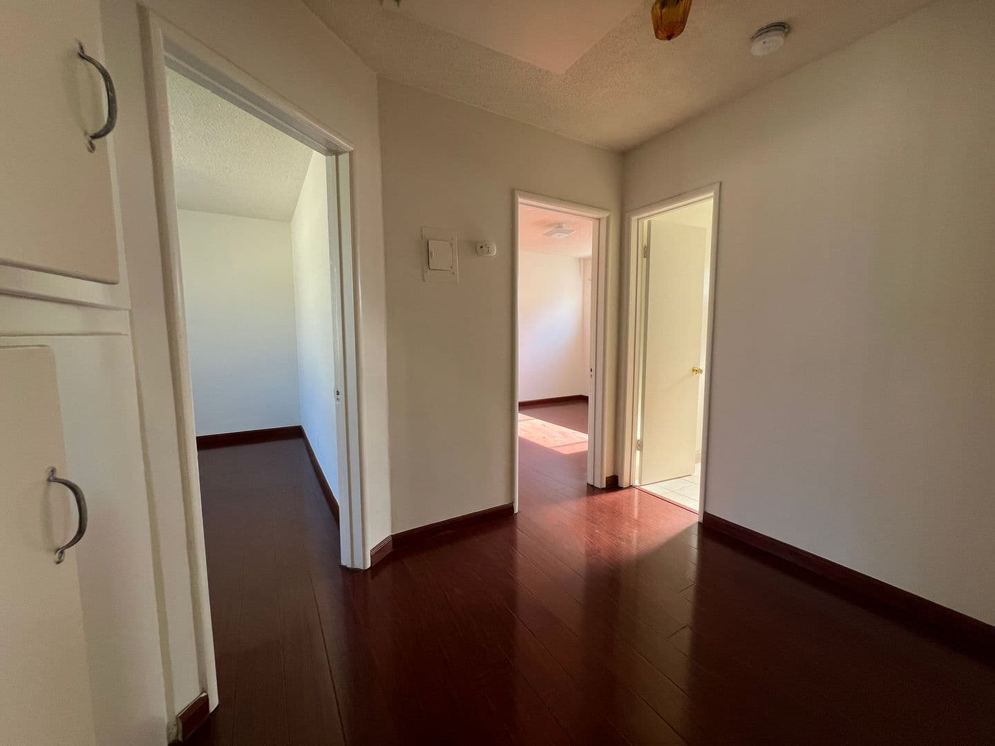 MONTEREY PARK Apartment: 214 N NICHOLSON AVE.