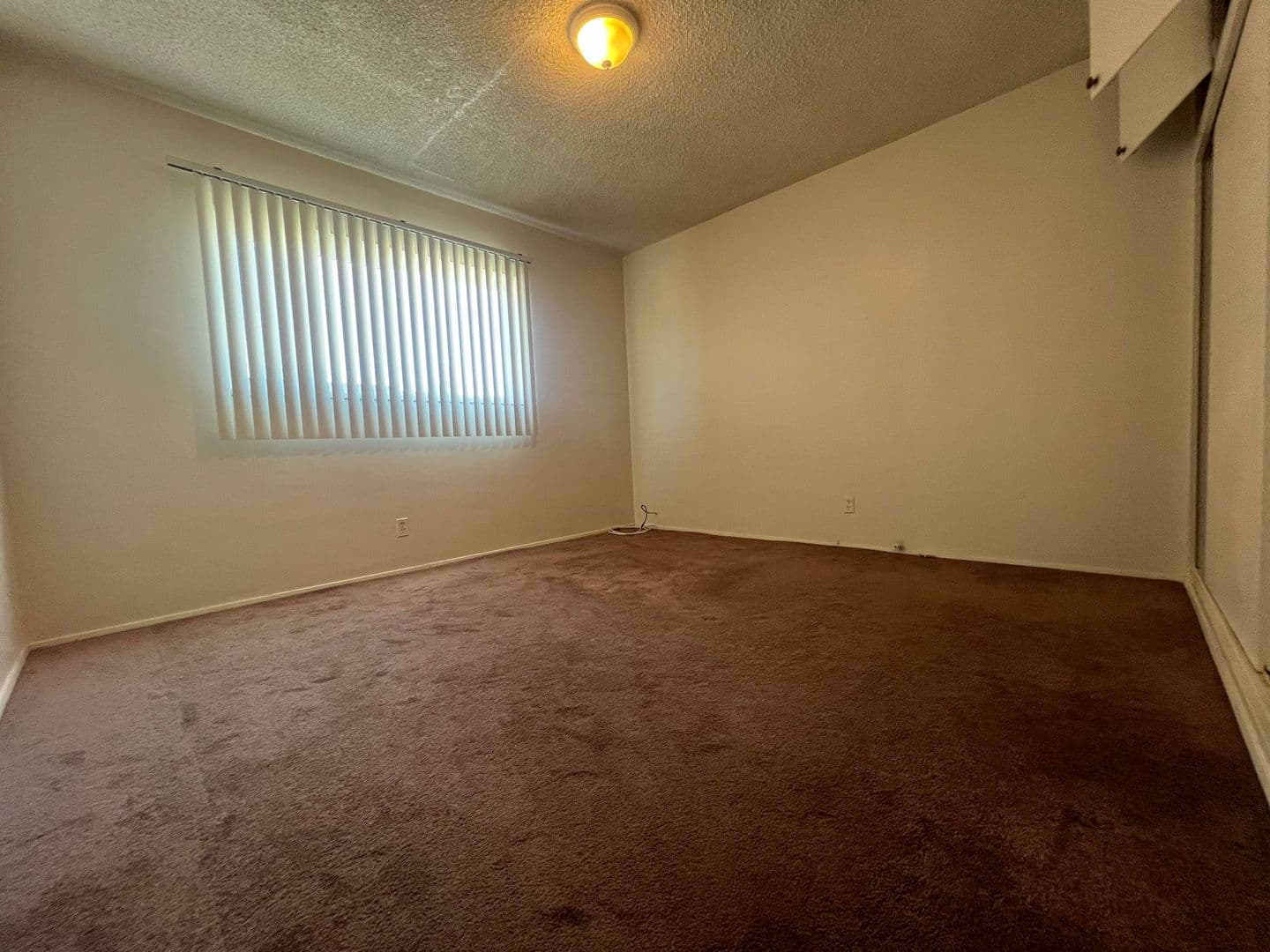 ALHAMBRA Apartment: 431 S. CHAPEL AVE