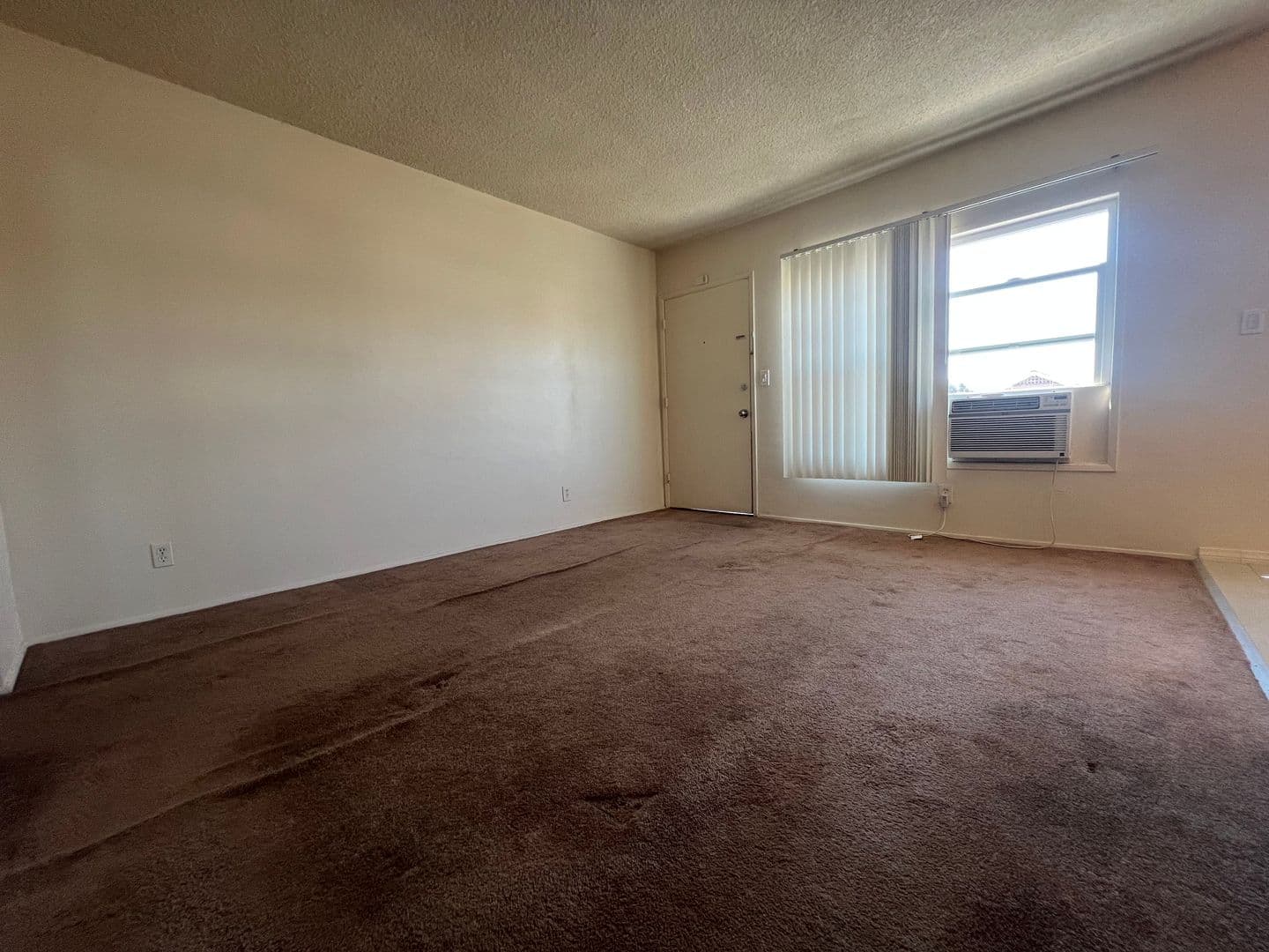 ALHAMBRA Apartment: 431 S. CHAPEL AVE