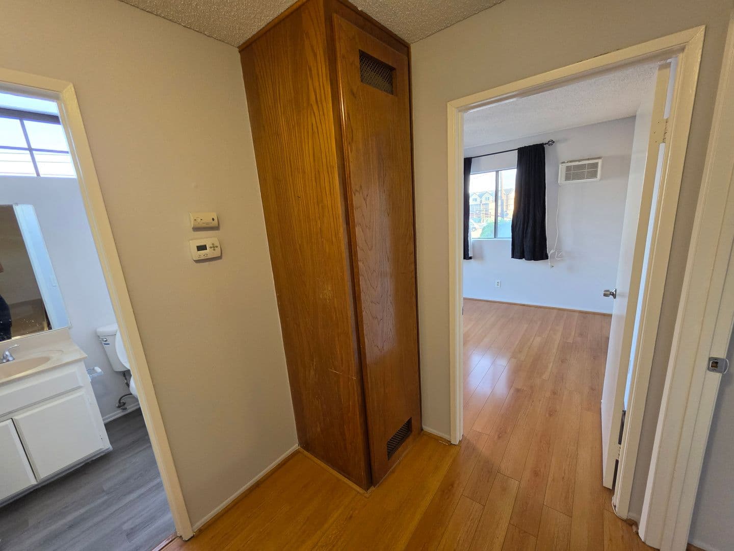 SAN GABRIEL Apartment: 927 S. CHARLOTTE AVE.