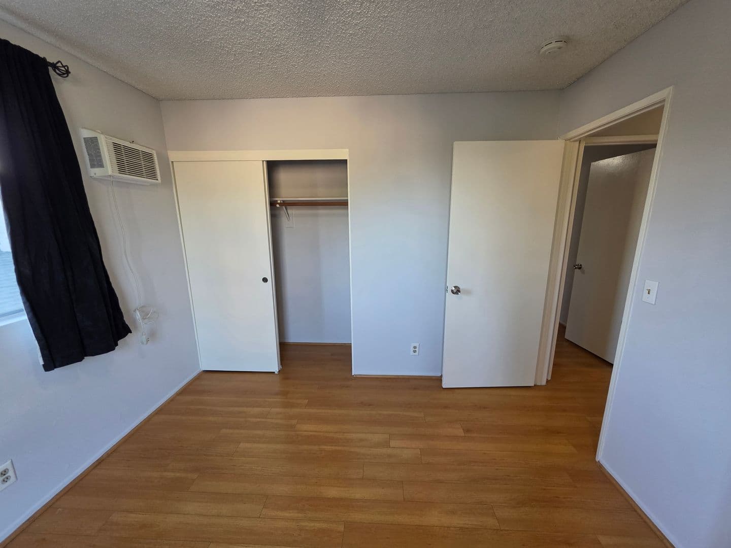 SAN GABRIEL Apartment: 927 S. CHARLOTTE AVE.