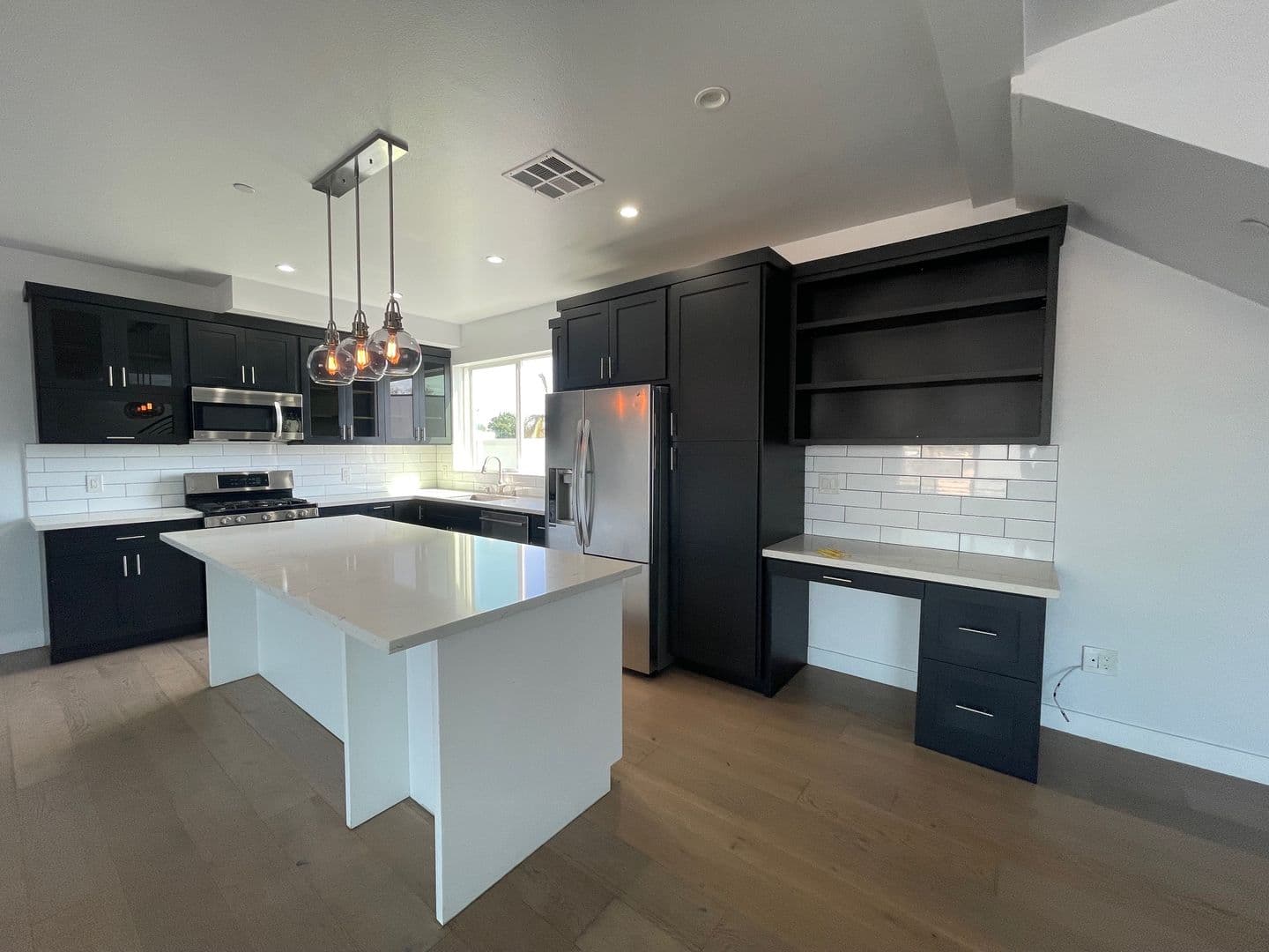 LOS ANGELES Apartment: 5468 CARLIN ST / 2650-2652 HAUSER BLVD