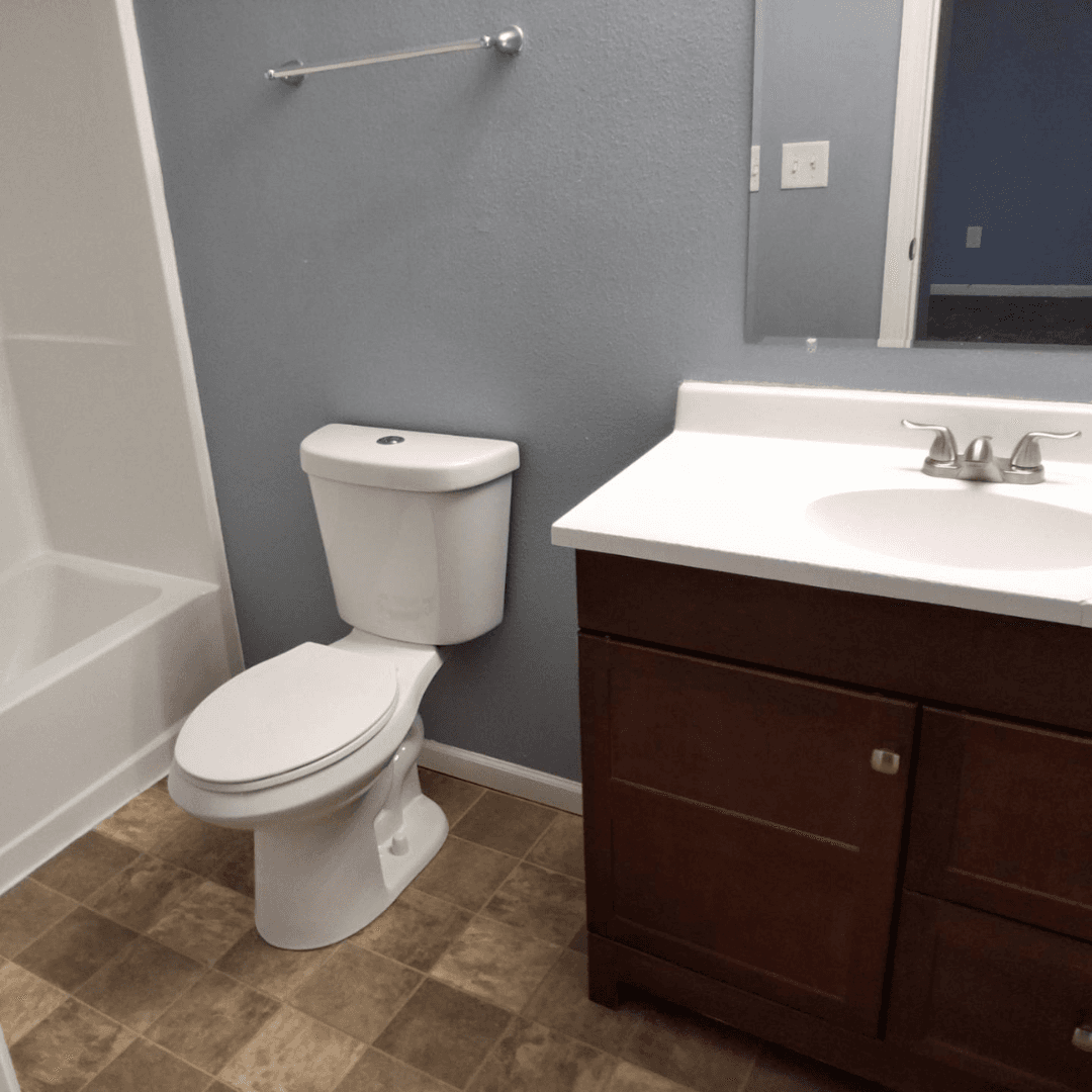 Watford City House: 3306 10th Ave NE