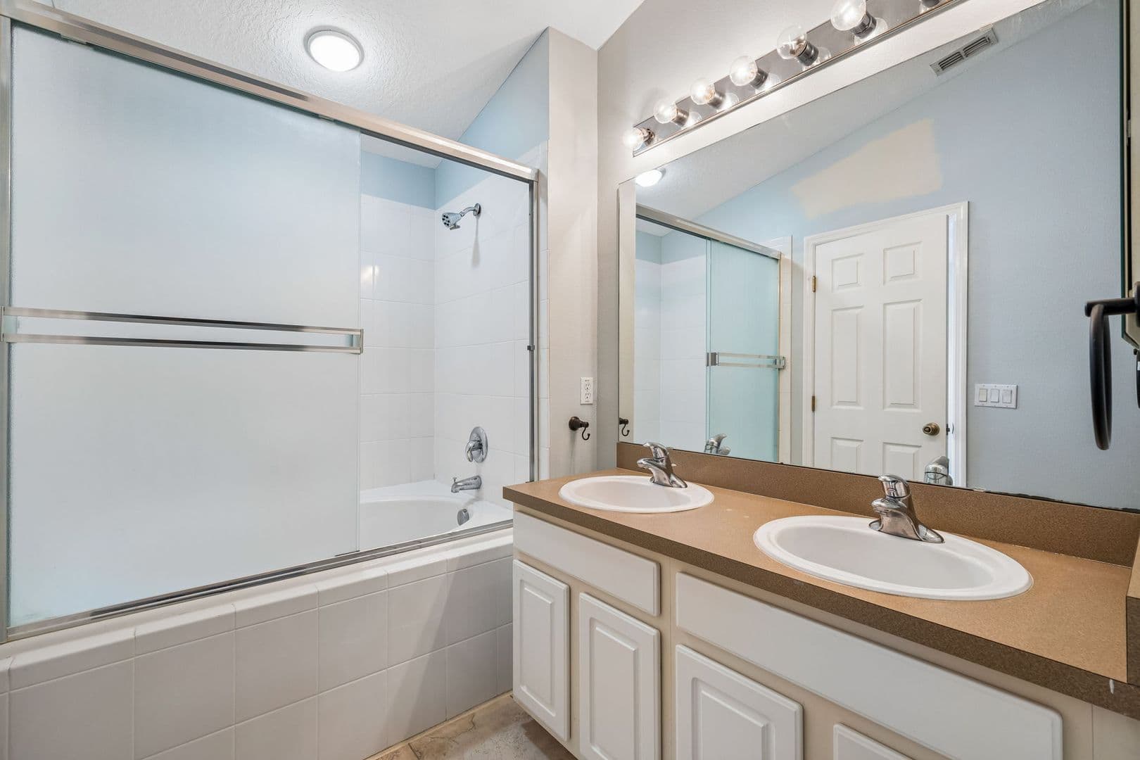Windermere Townhome: 12740 Langstaff Dr