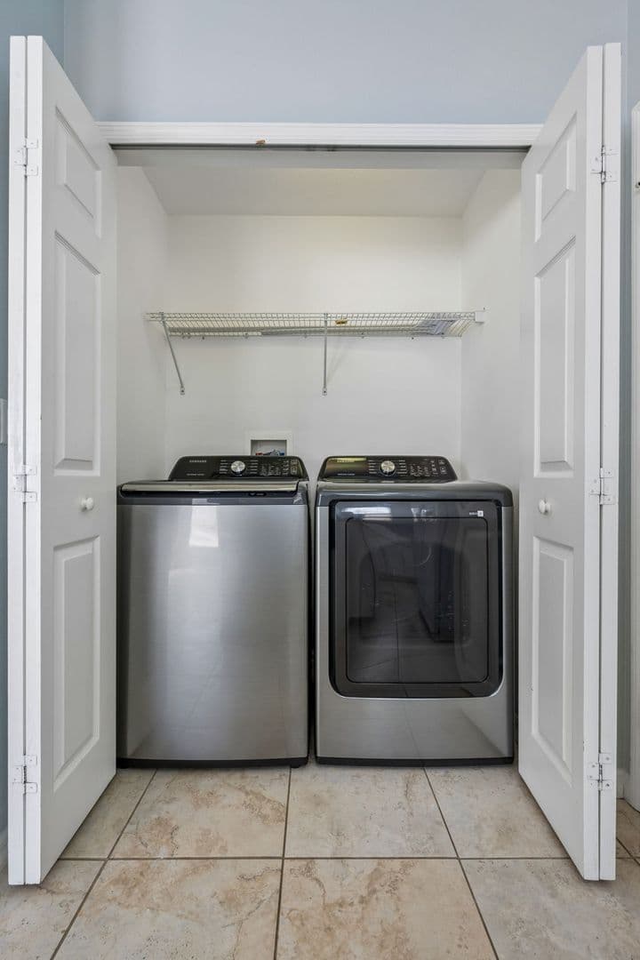 Windermere Townhome: 12740 Langstaff Dr