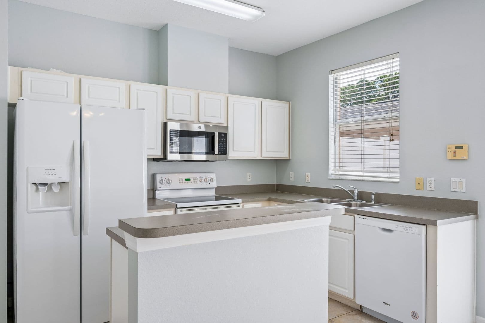 Windermere Townhome: 12740 Langstaff Dr