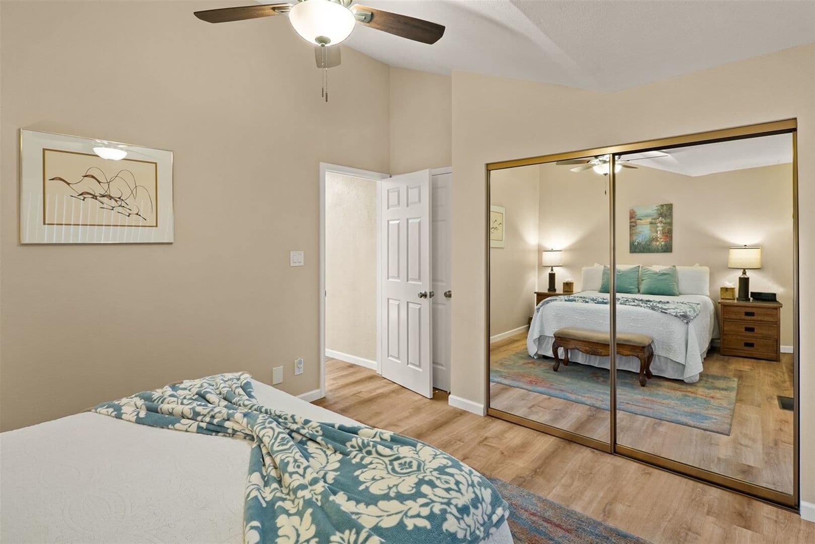 Sedona House: 25 Union Drive