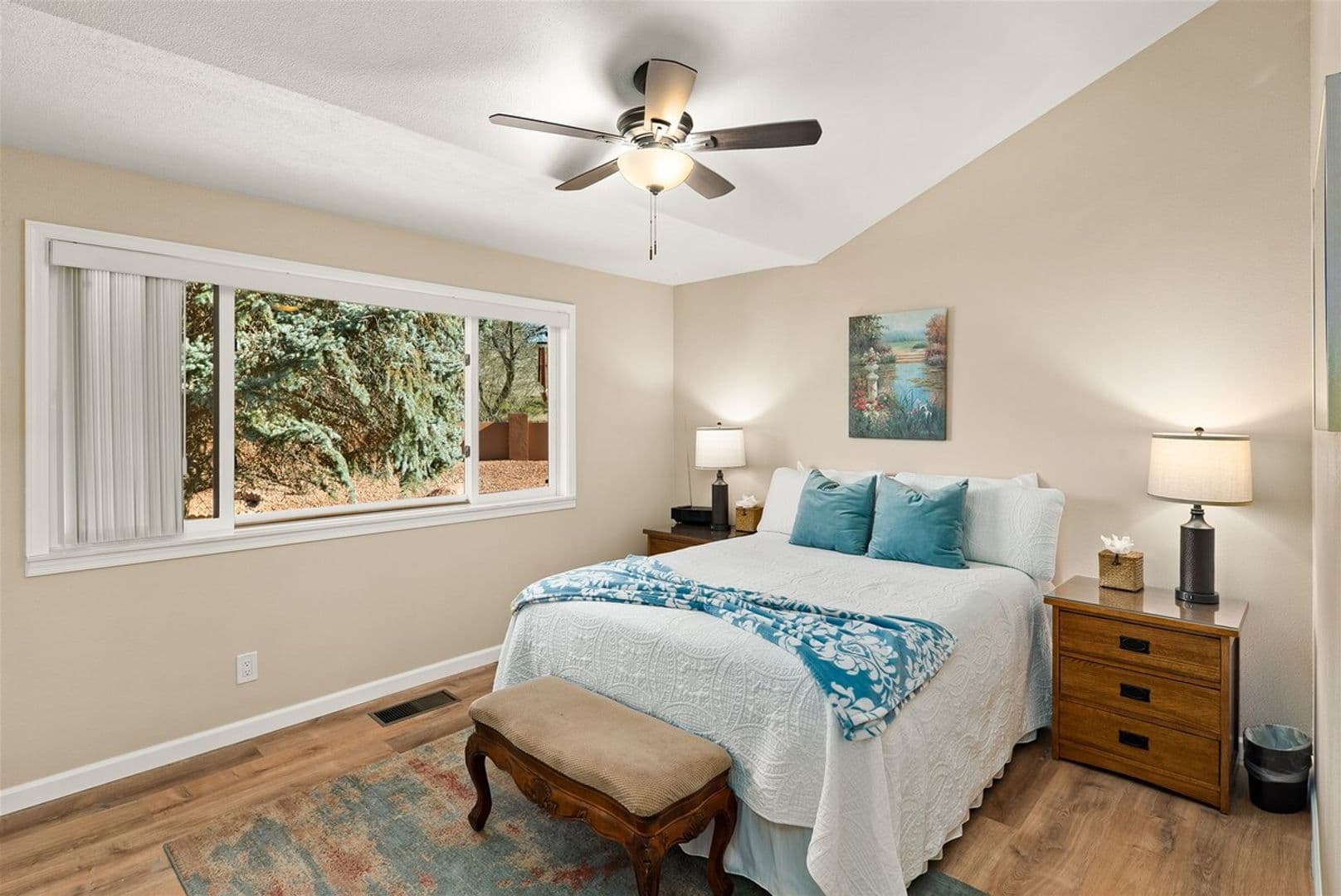 Sedona House: 25 Union Drive