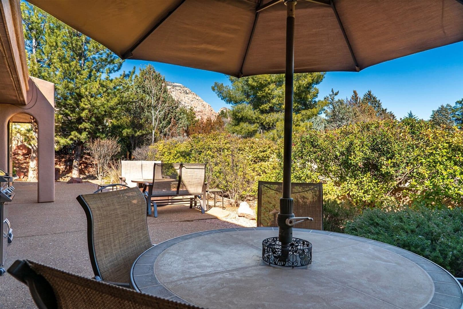 Sedona House: 160 Arroyo Seco Drive