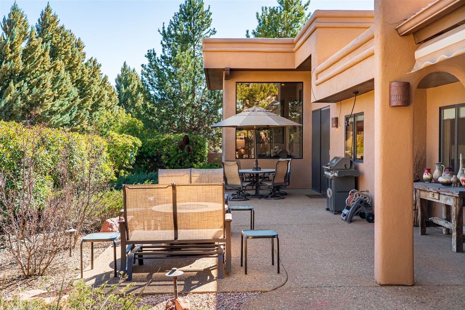 Sedona House: 160 Arroyo Seco Drive