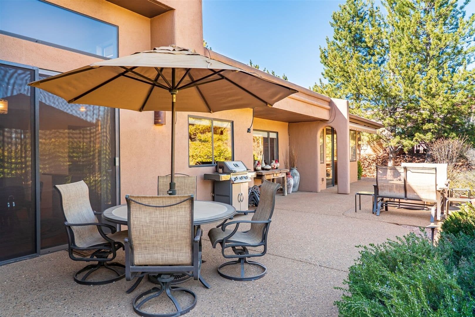 Sedona House: 160 Arroyo Seco Drive