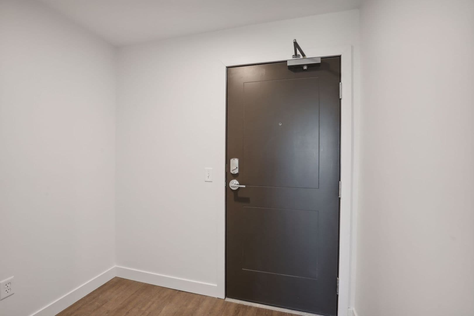 Minneapolis Apartment: 633 Van  Buren Street NE