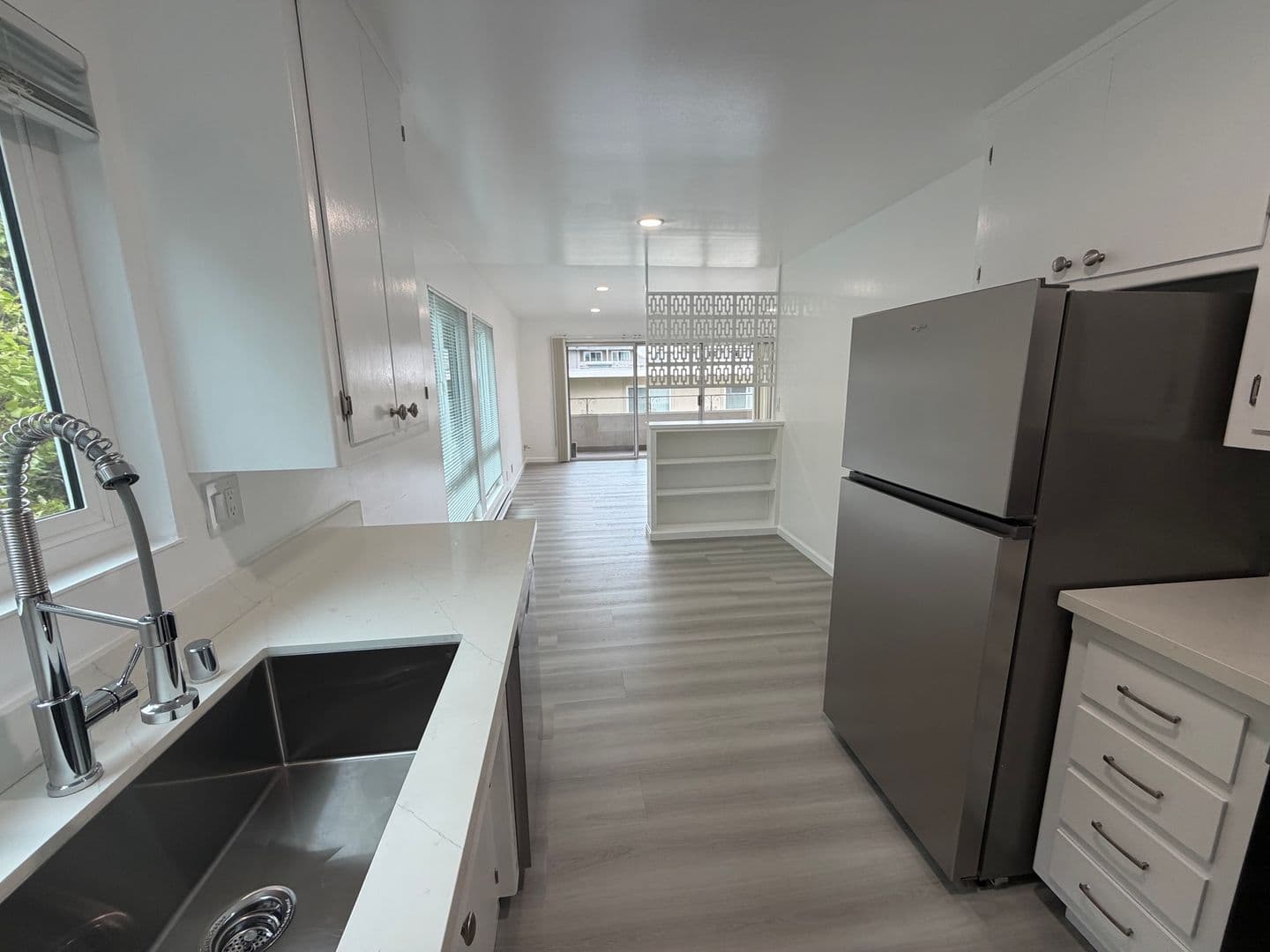 San Mateo Apartment: 1320 Palos Verdes Drive