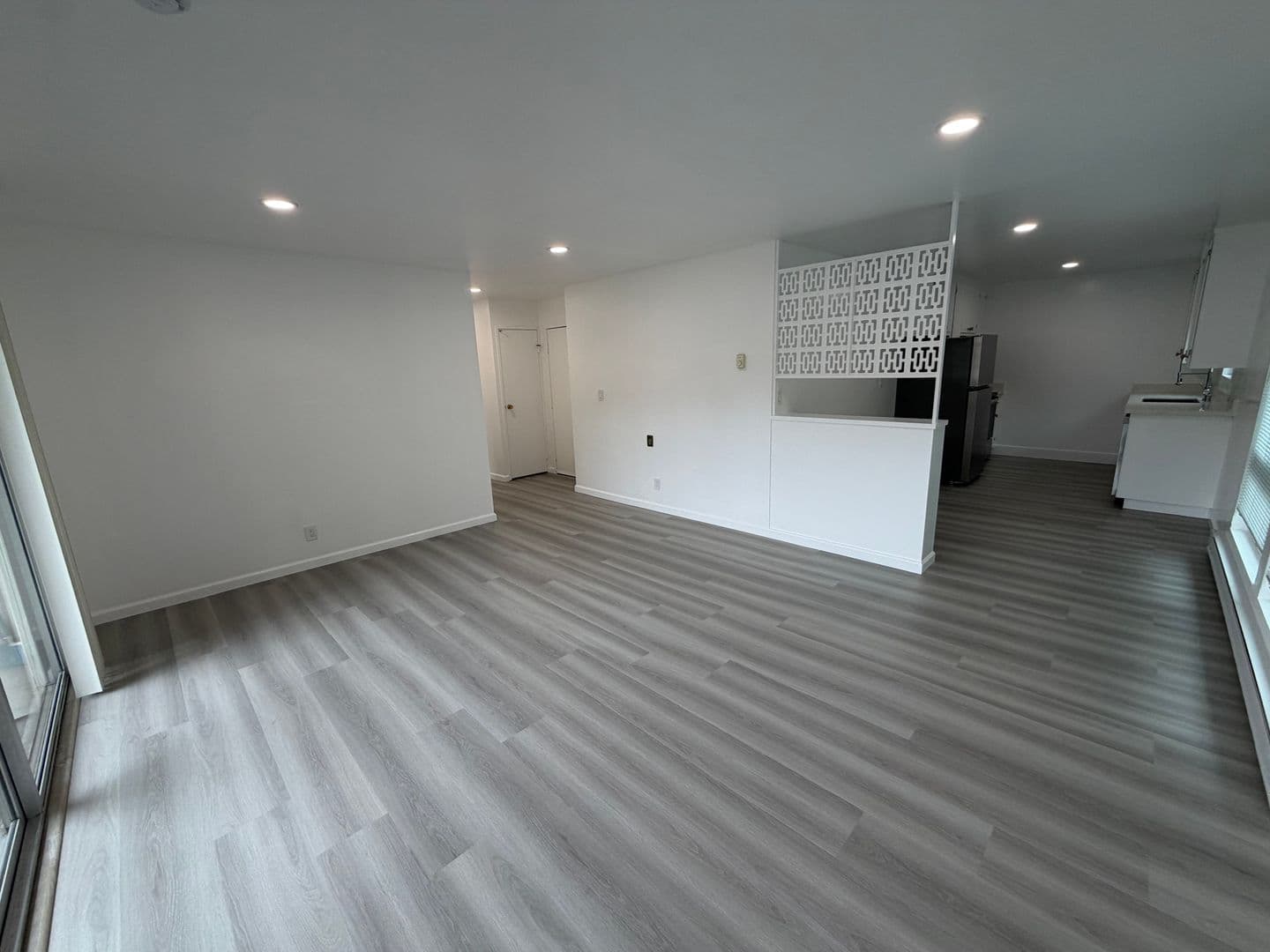 San Mateo Apartment: 1320 Palos Verdes Drive