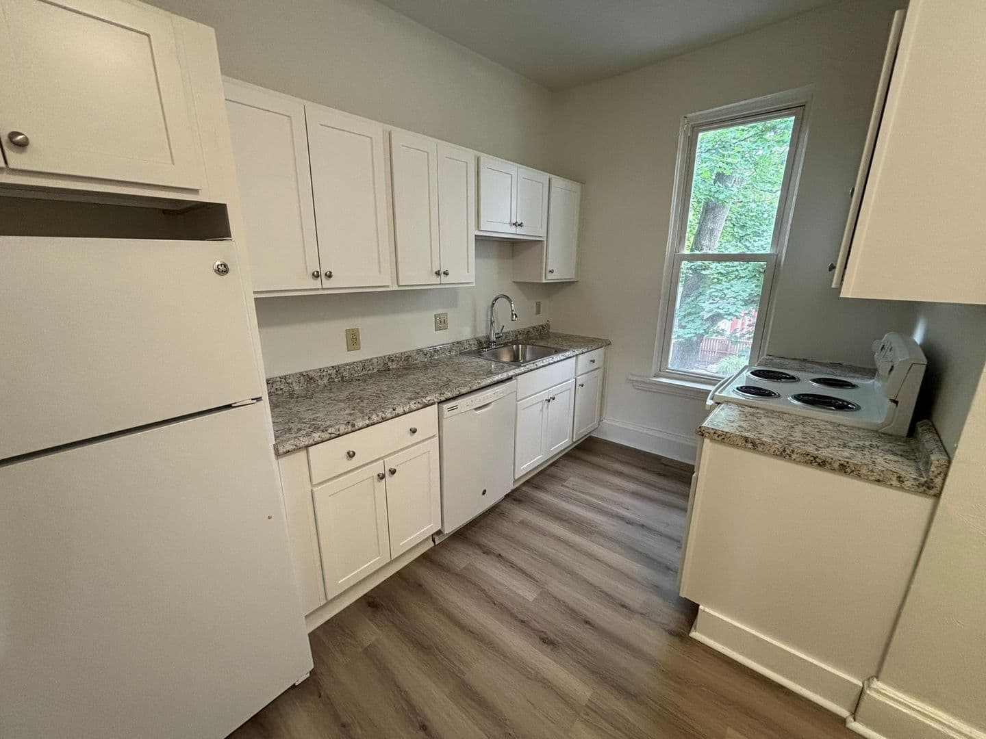 Pittsburgh Apartment: 333 Morewood Avenue