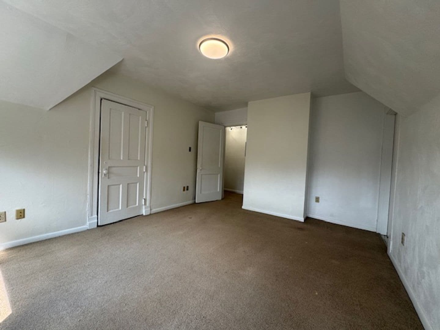 Pittsburgh Apartment: 333 Morewood Avenue